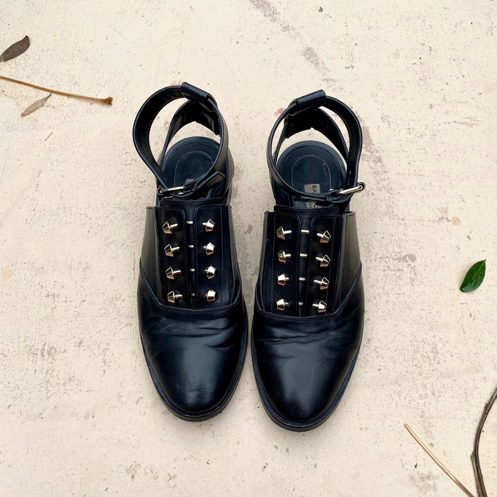 Balenciaga leather nail ankle shoes/boots in size 7.5/8